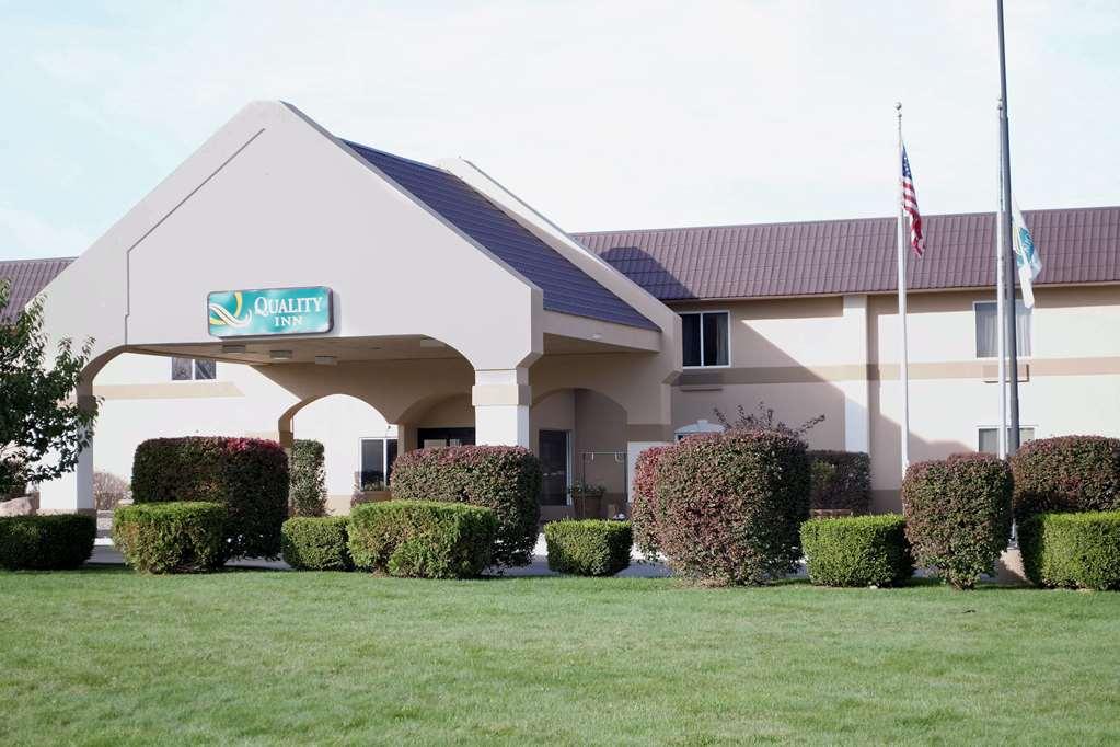 Country Inn & Suites By Radisson, Battle Creek, Mi Экстерьер фото