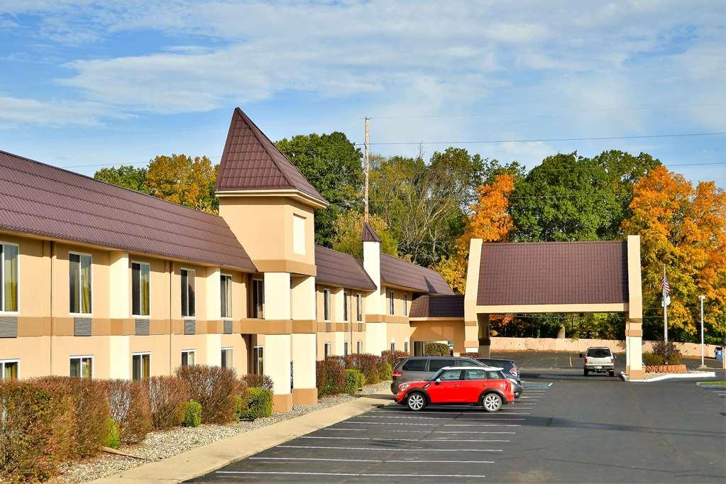 Country Inn & Suites By Radisson, Battle Creek, Mi Экстерьер фото
