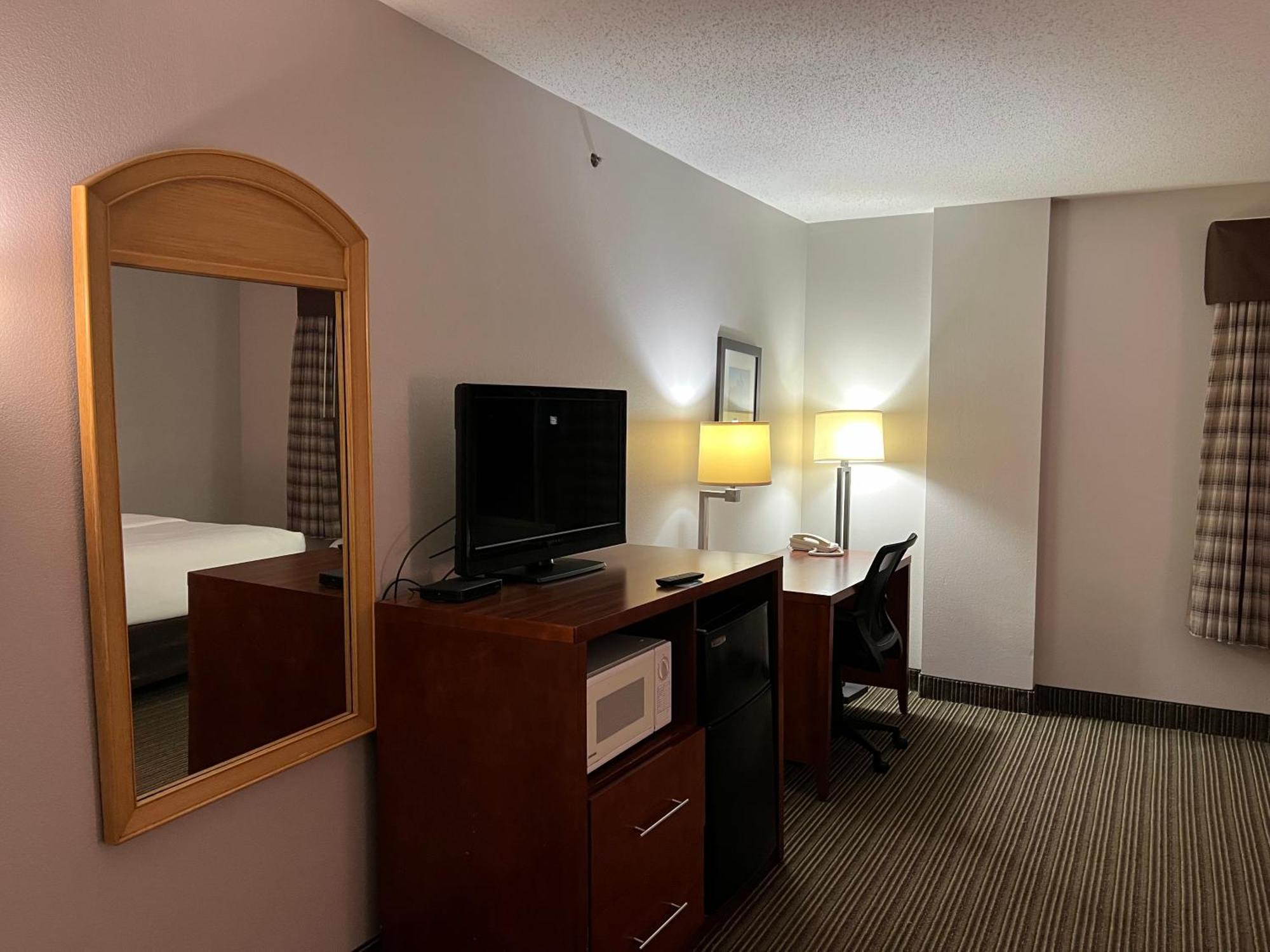 Country Inn & Suites By Radisson, Battle Creek, Mi Экстерьер фото