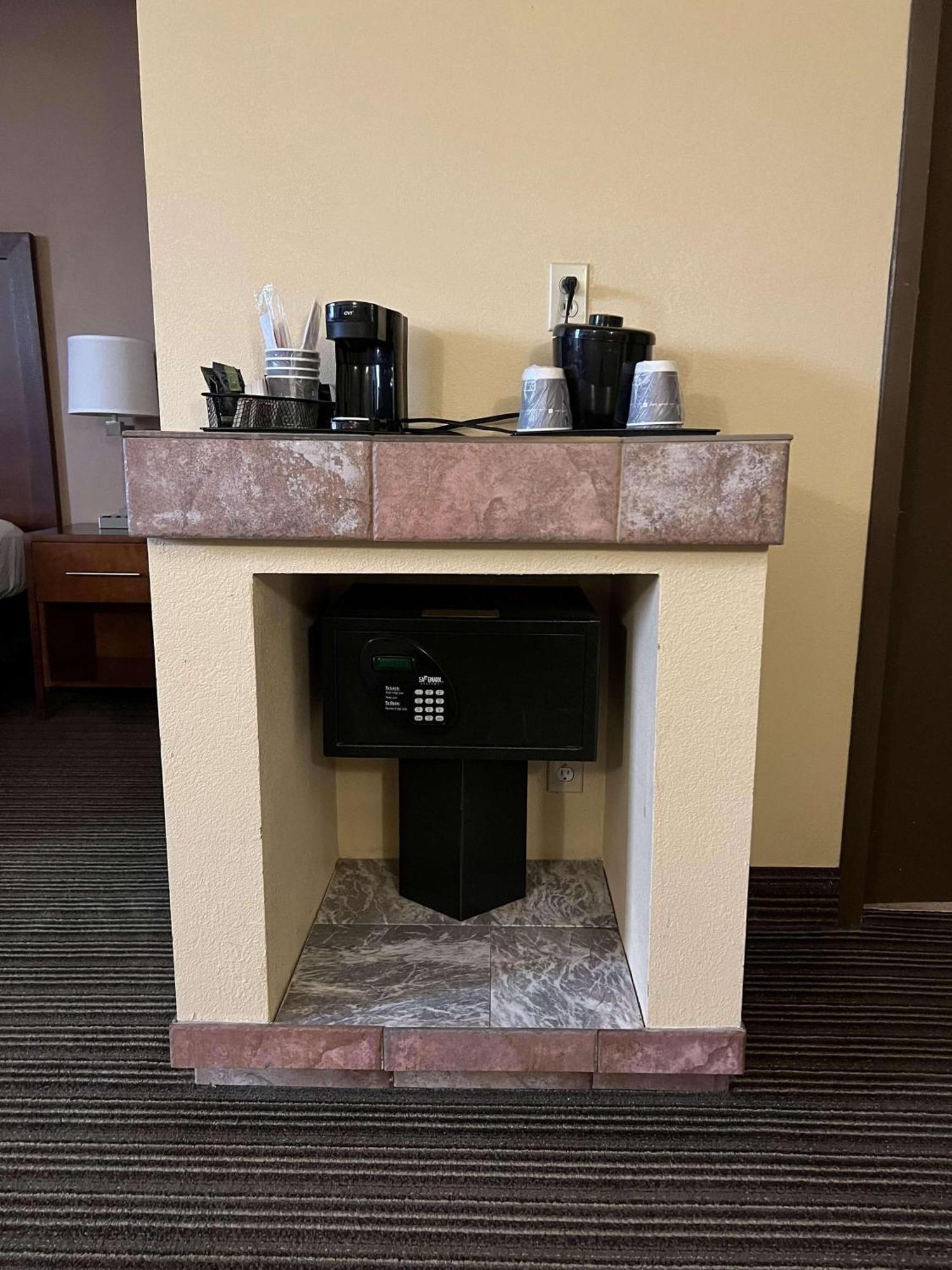 Country Inn & Suites By Radisson, Battle Creek, Mi Экстерьер фото