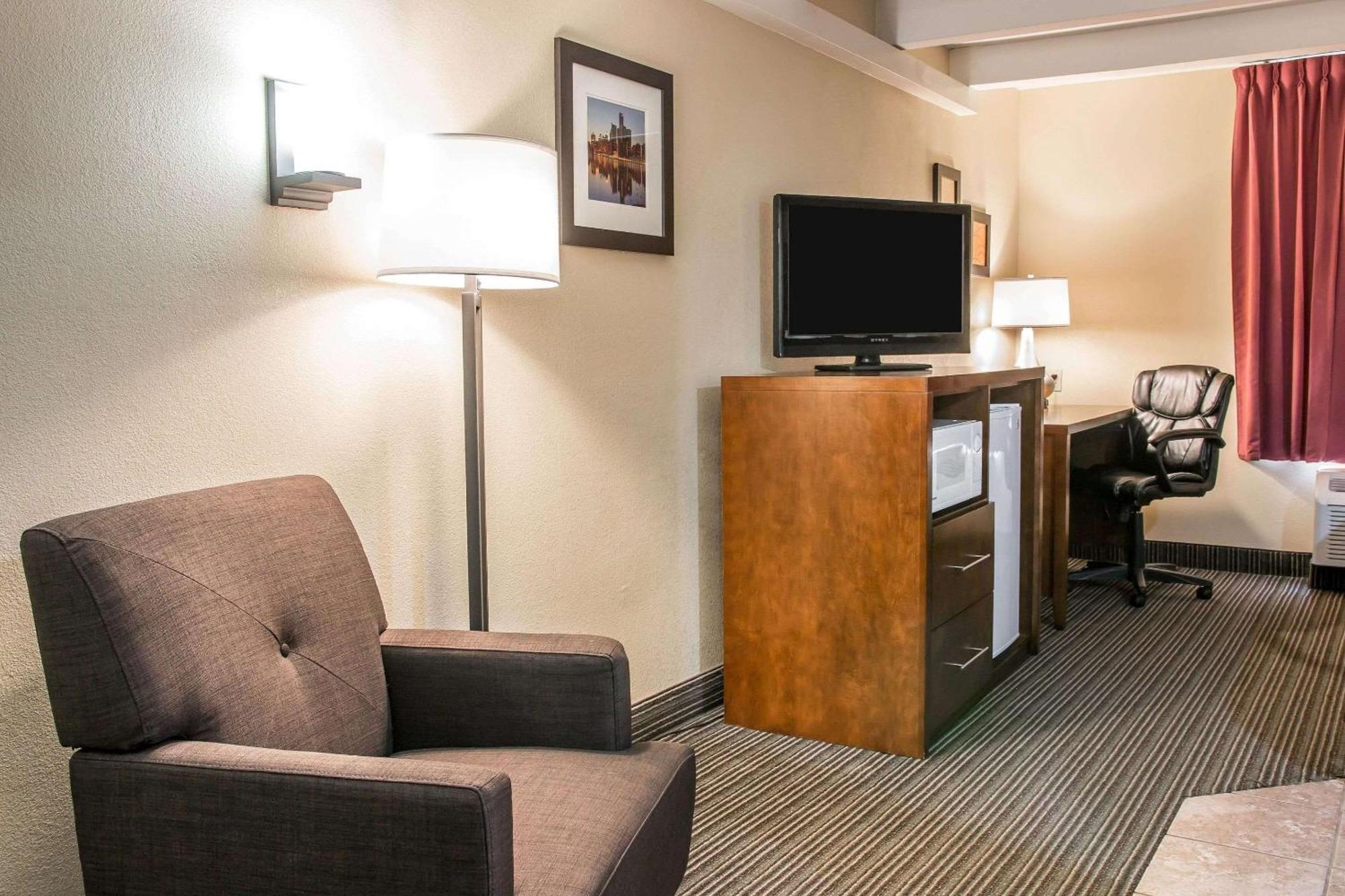 Country Inn & Suites By Radisson, Battle Creek, Mi Экстерьер фото
